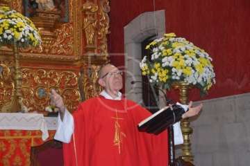 Oficios religiosos del mediodía y procesión del Santo Cristo de Telde (Foto TA)